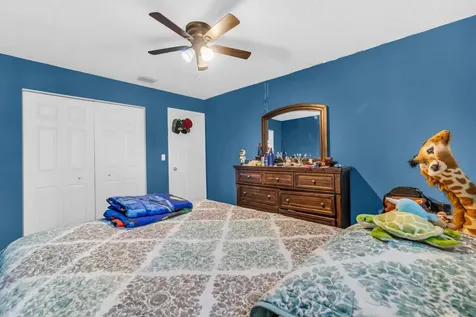 6724 Country Winds Cove Lake Worth FL 33463