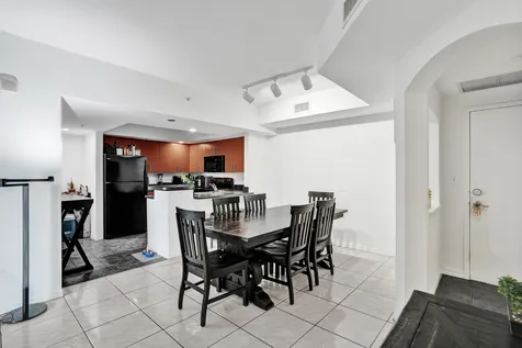 100 N Federal Highway Fort Lauderdale FL 33301