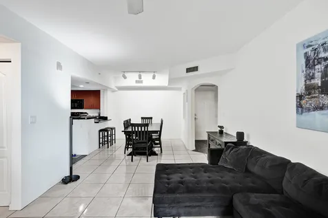 100 N Federal Highway Fort Lauderdale FL 33301