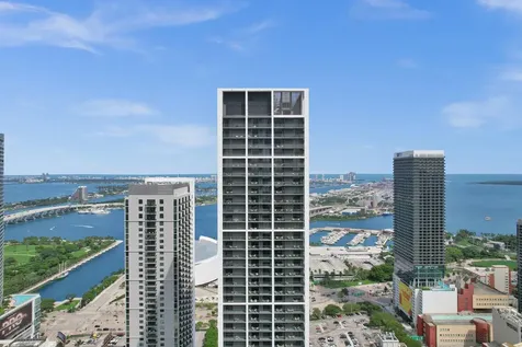 601 NE 1st Avenue Miami FL 33132