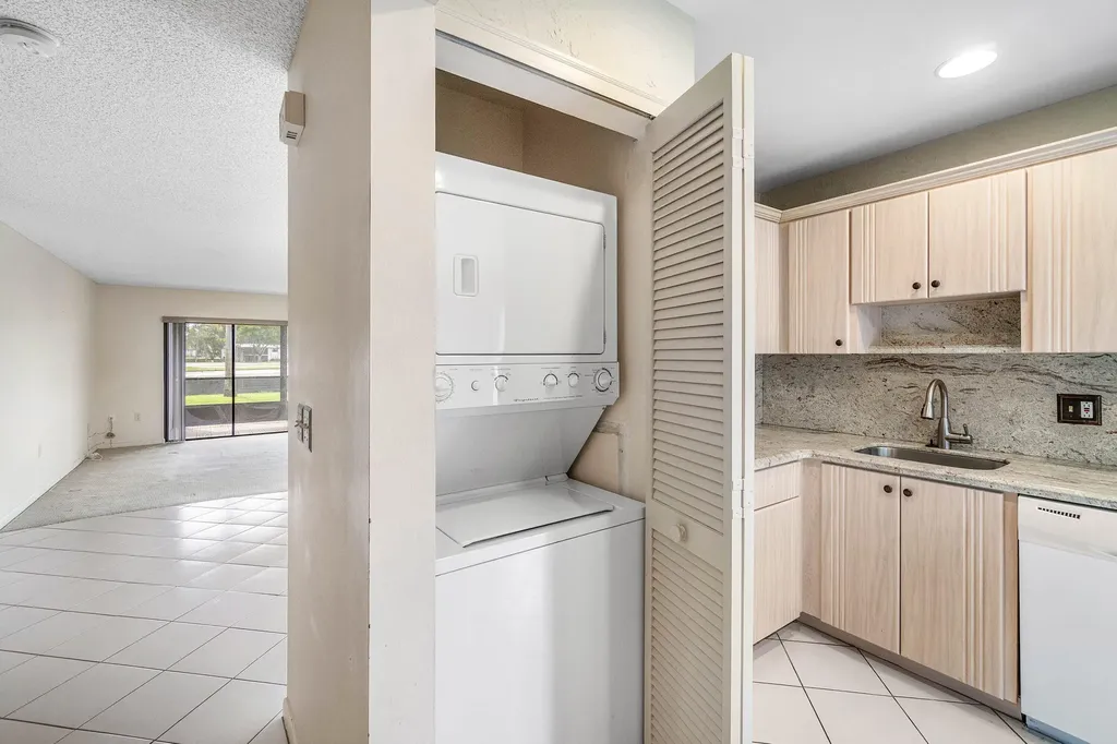 3 Stratford Drive E Boynton Beach FL 33436
