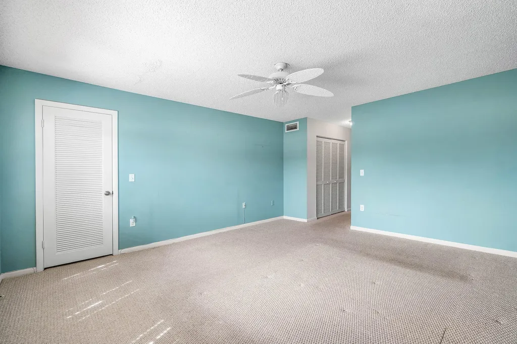 3 Stratford Drive E Boynton Beach FL 33436