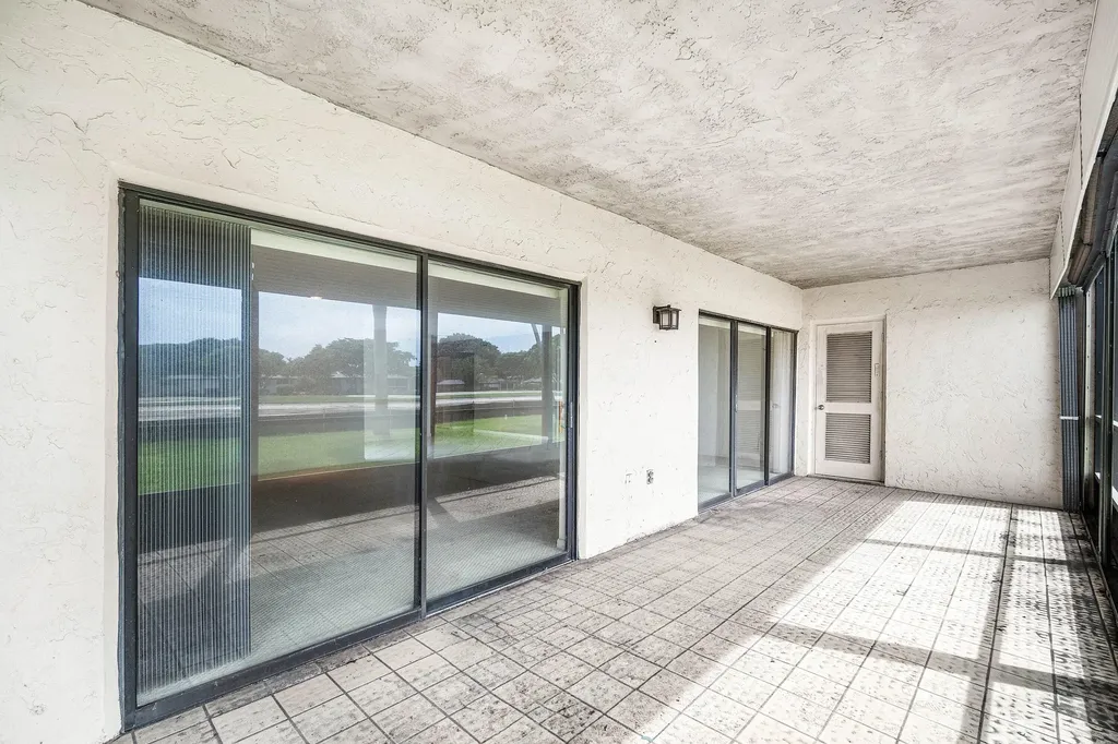 3 Stratford Drive E Boynton Beach FL 33436