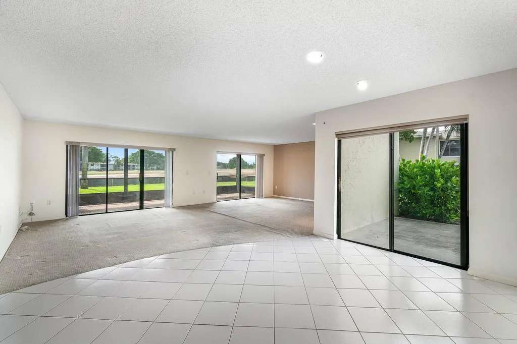 3 Stratford Drive E Boynton Beach FL 33436