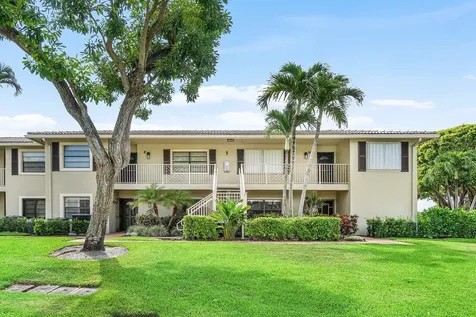 3 Stratford Drive E Boynton Beach FL 33436