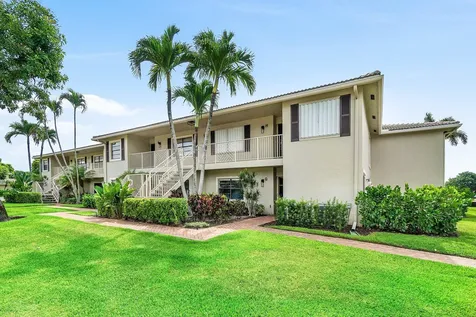 3 Stratford Drive E Boynton Beach FL 33436