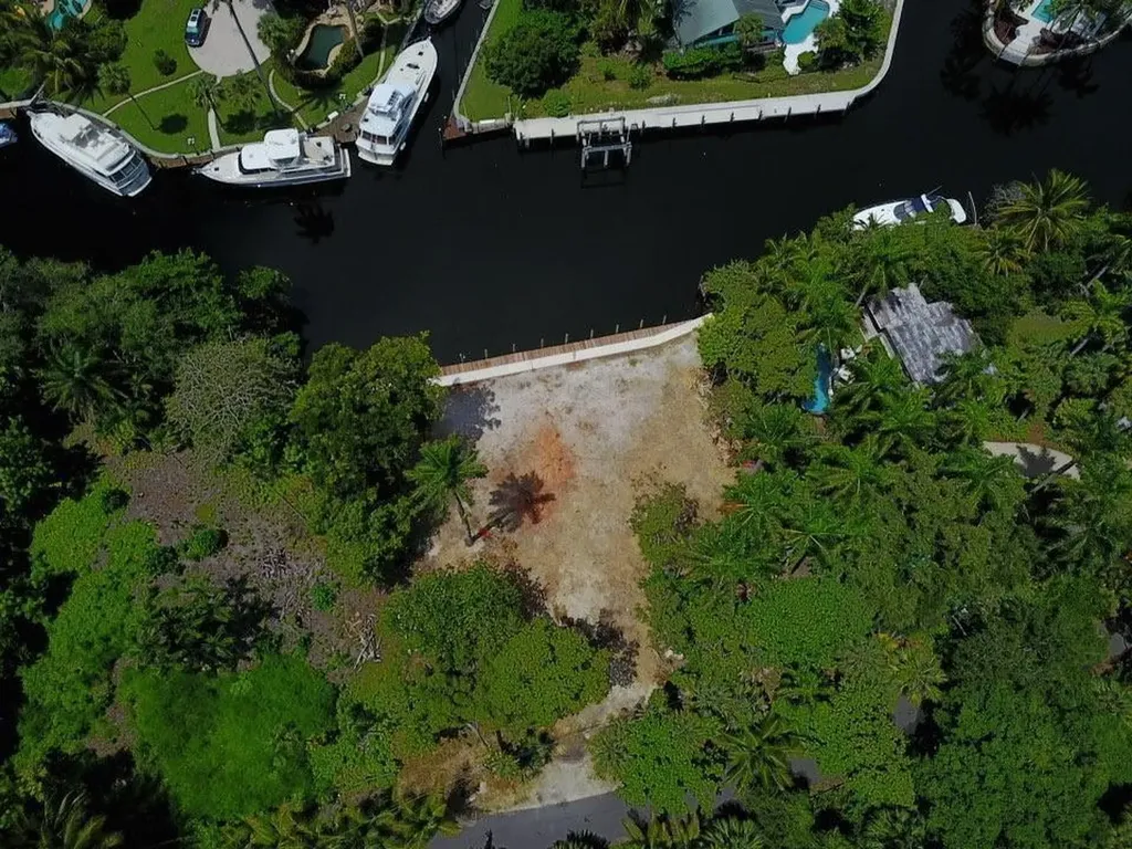 333 SW 14th Way Fort Lauderdale FL 33312