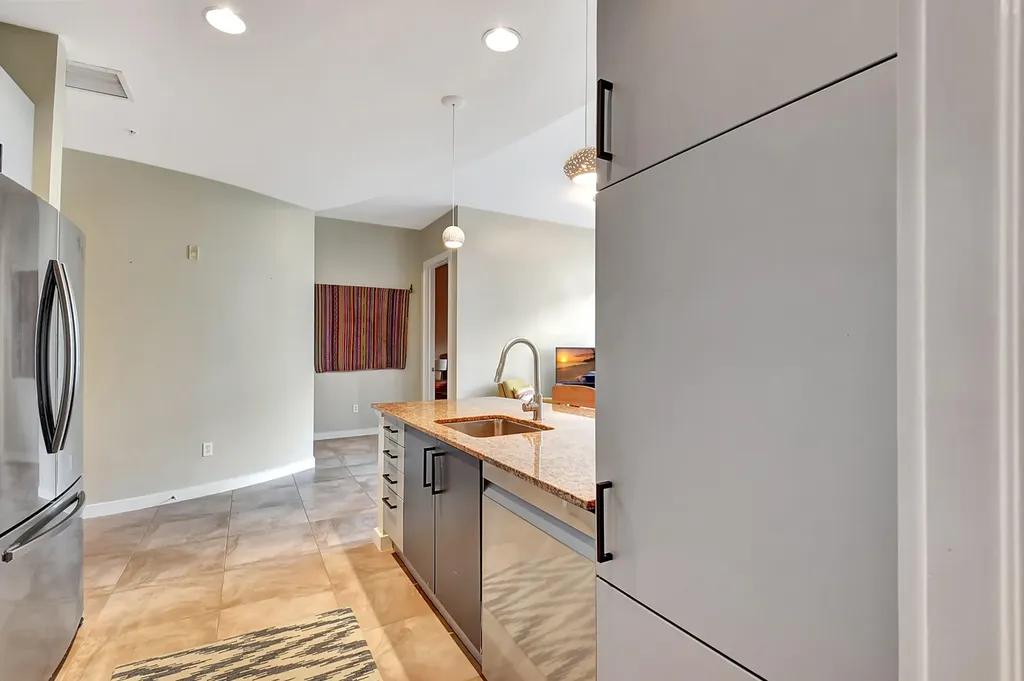 365 SE 6th Avenue Delray Beach FL 33483