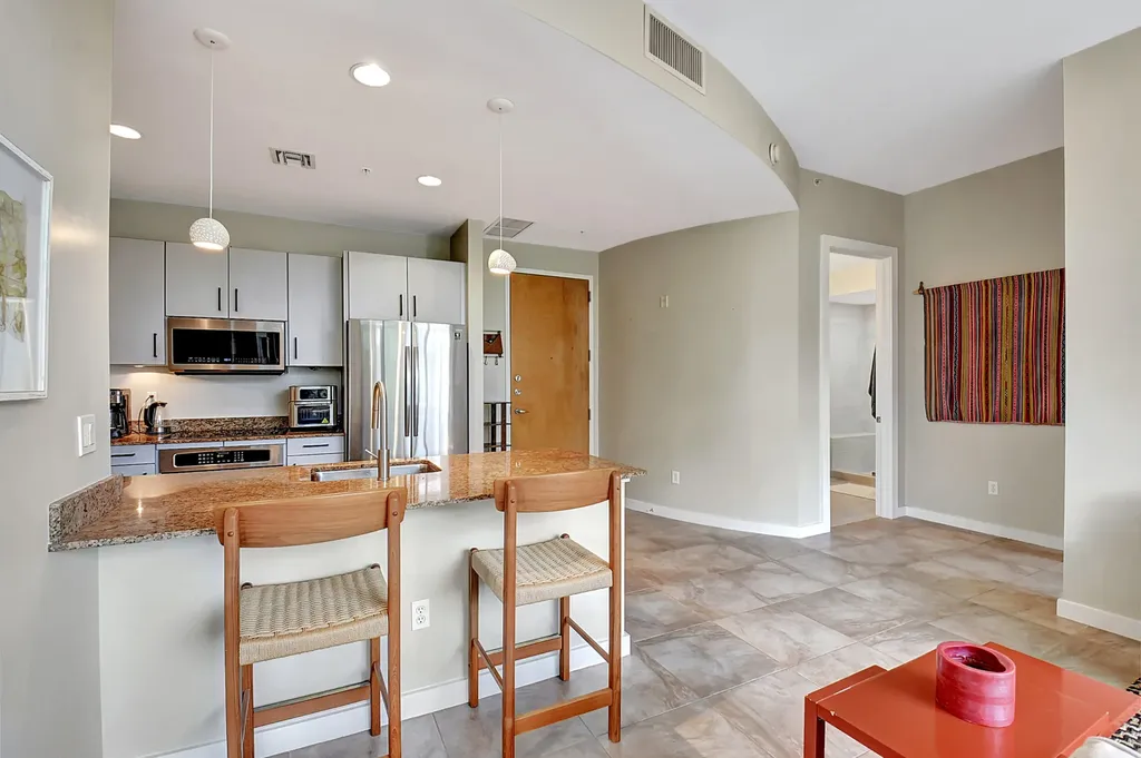365 SE 6th Avenue Delray Beach FL 33483