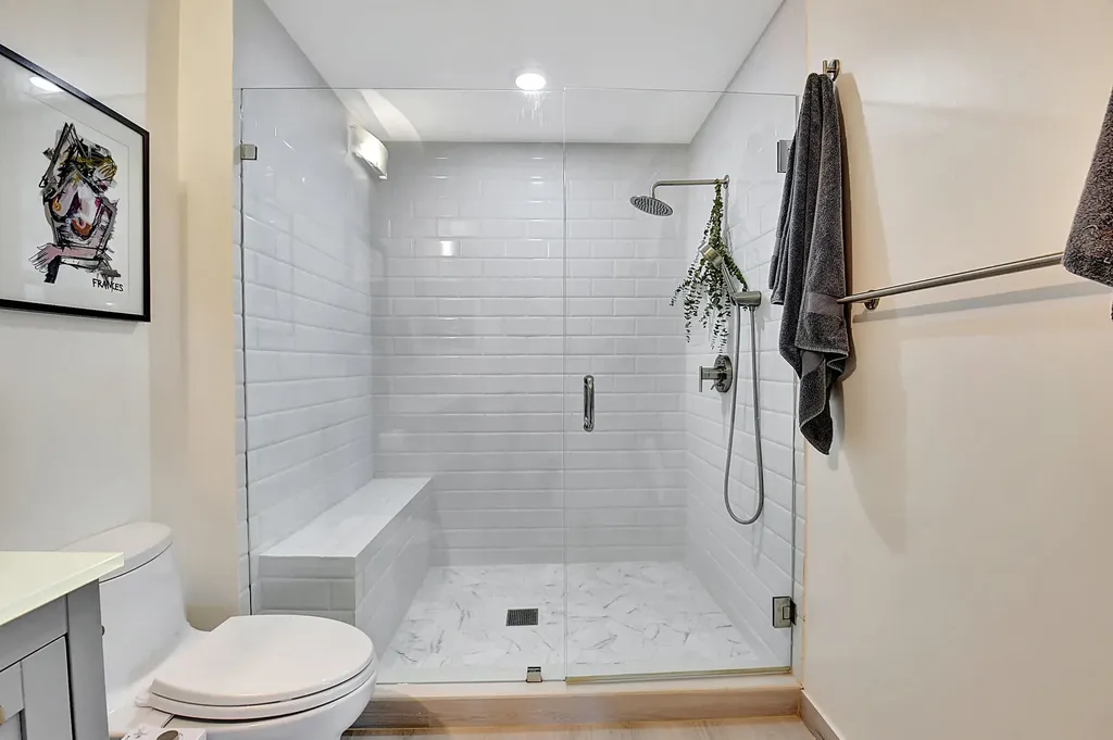365 SE 6th Avenue Delray Beach FL 33483