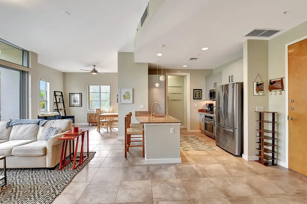 365 SE 6th Avenue Delray Beach FL 33483