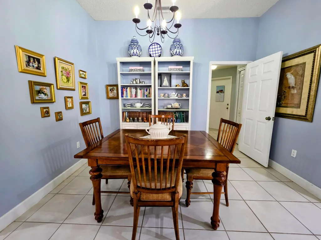 14013 N Cypress Cove Circle Davie FL 33325