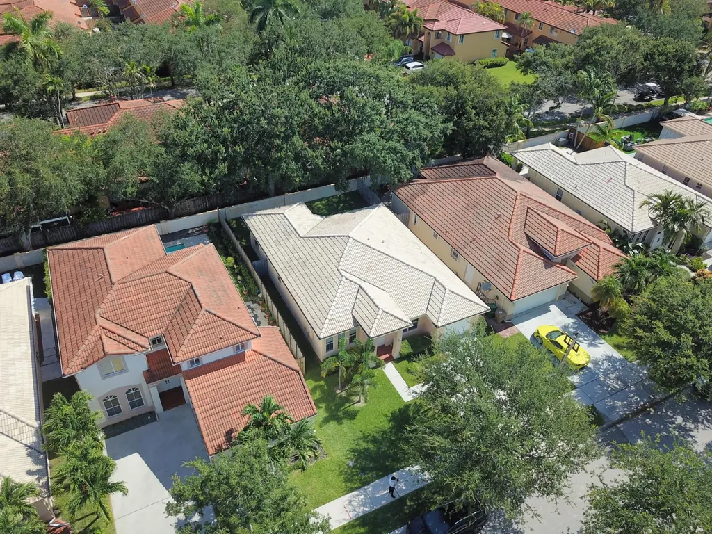 14013 N Cypress Cove Circle Davie FL 33325