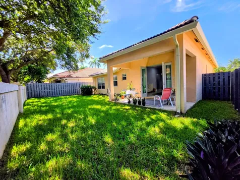 14013 N Cypress Cove Circle Davie FL 33325