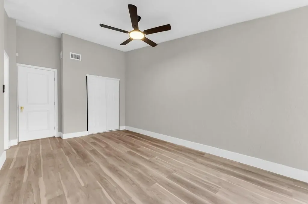 4281 NW 76th Avenue Davie FL 33328