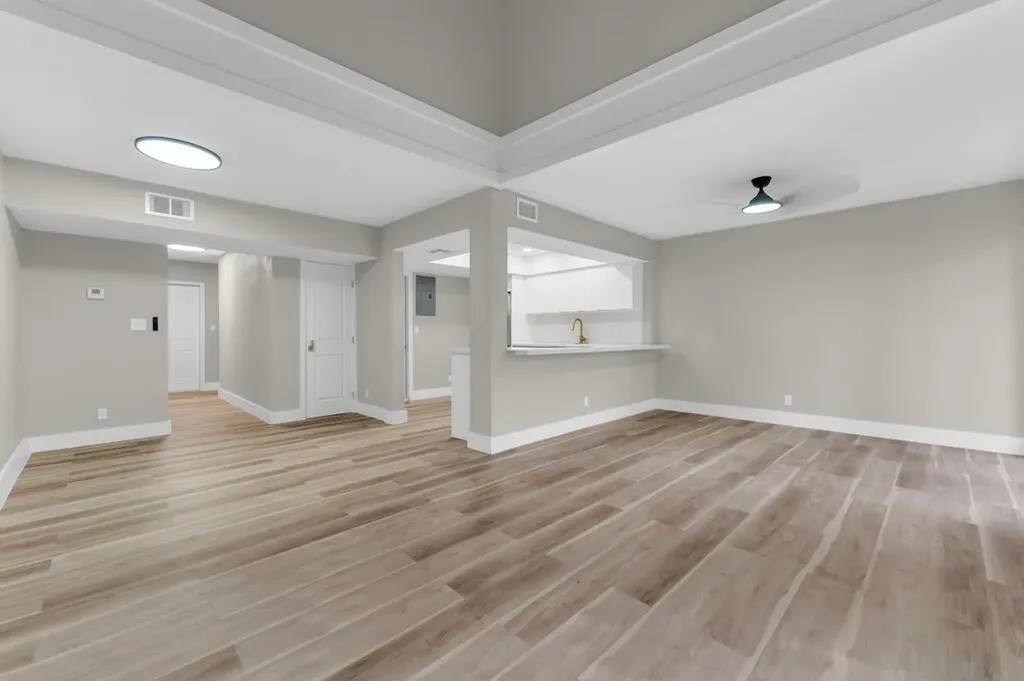 4281 NW 76th Avenue Davie FL 33328