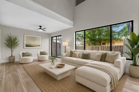 4281 NW 76th Avenue Davie FL 33328