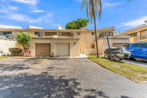 4281 NW 76th Avenue Davie FL 33328