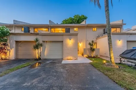 4281 NW 76th Avenue Davie FL 33328