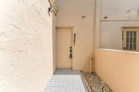 4281 NW 76th Avenue Davie FL 33328