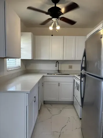 204 Salisbury I West Palm Beach FL 33417