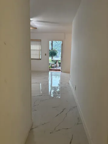 204 Salisbury I West Palm Beach FL 33417
