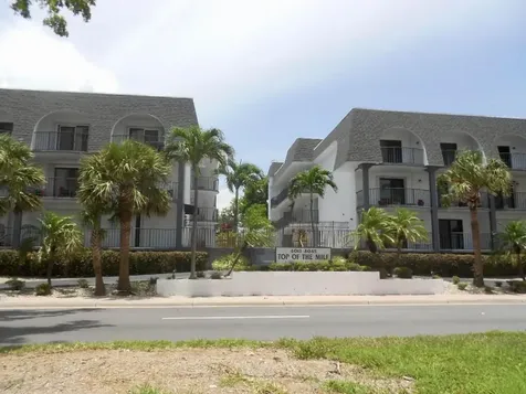 4013 N Ocean Drive N Lauderdale By The Sea FL 33308