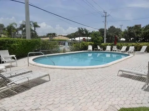 4013 N Ocean Drive N Lauderdale By The Sea FL 33308