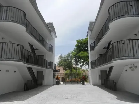 4013 N Ocean Drive N Lauderdale By The Sea FL 33308