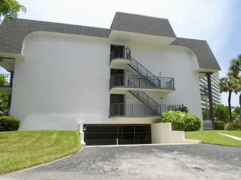 4013 N Ocean Drive N Lauderdale By The Sea FL 33308