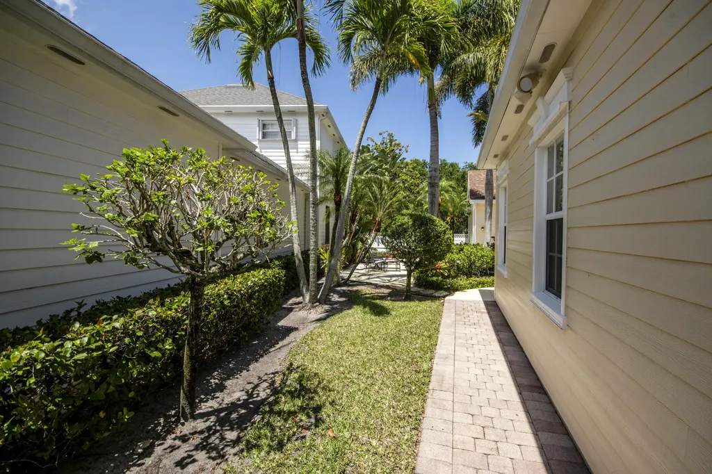 324 Marlberry Circle Jupiter FL 33458