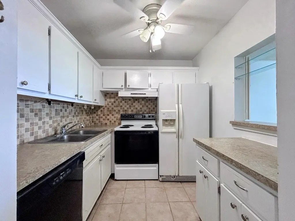 170 Horizons E Boynton Beach FL 33435