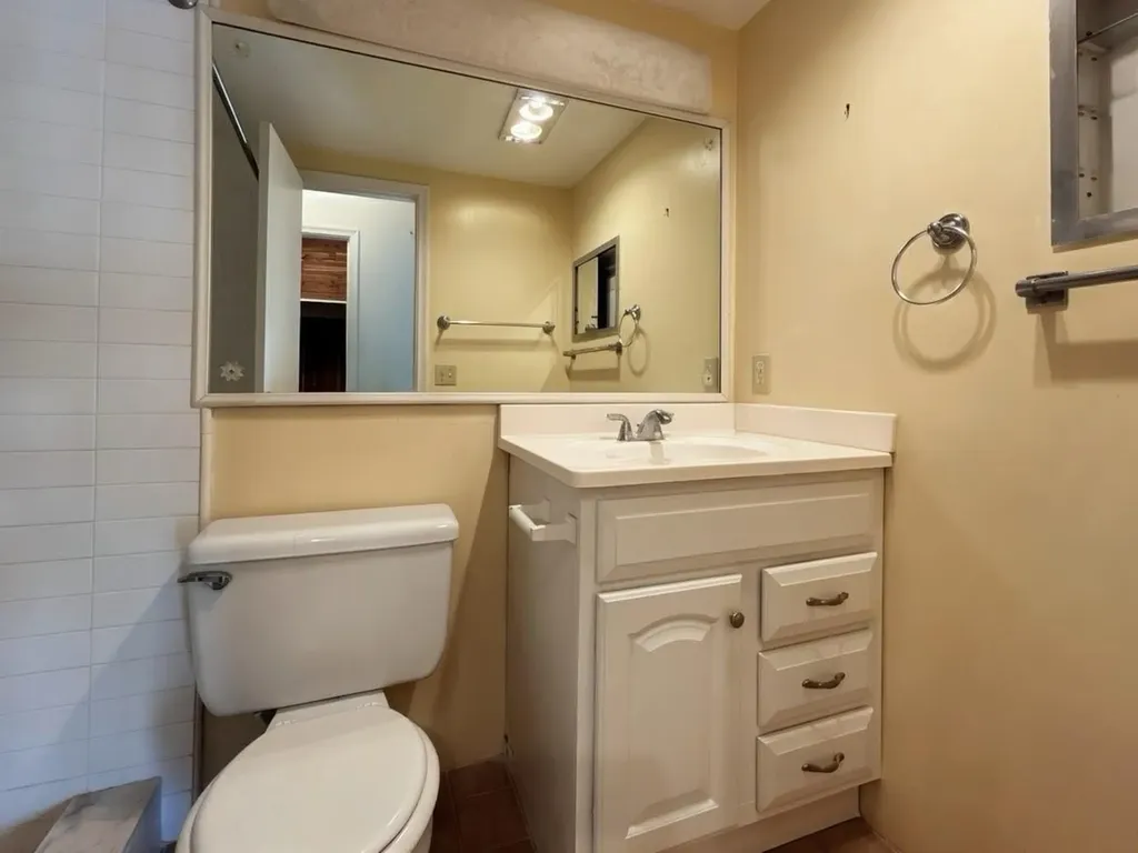 170 Horizons E Boynton Beach FL 33435