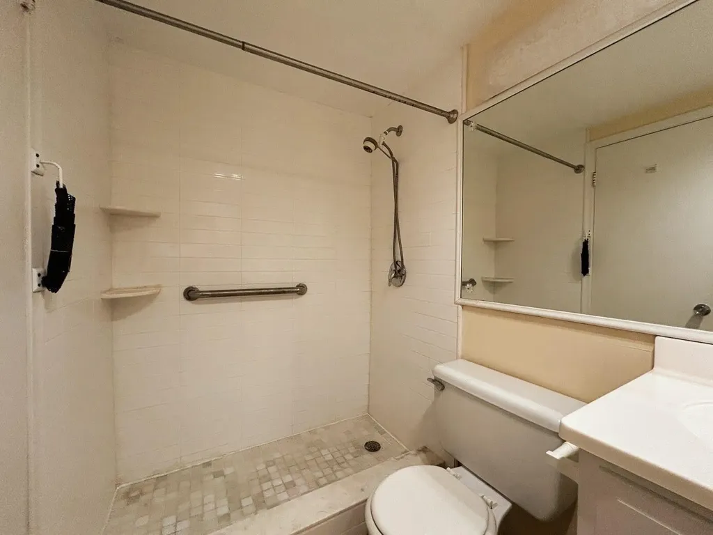 170 Horizons E Boynton Beach FL 33435