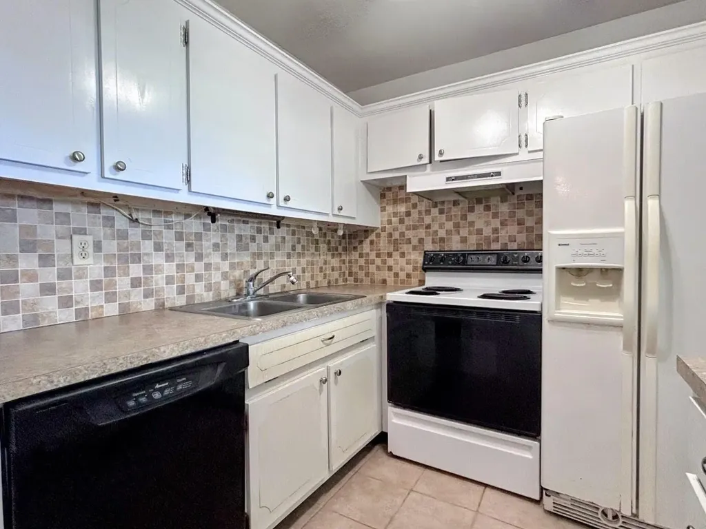 170 Horizons E Boynton Beach FL 33435