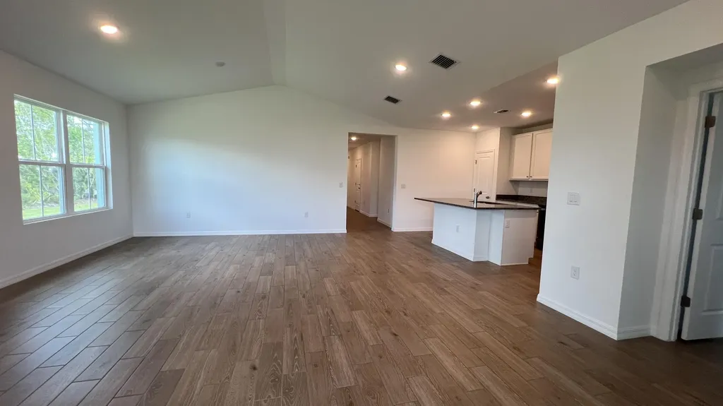 1782 SW Bayshore Boulevard Port St Lucie FL 34984