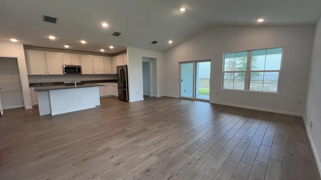 1782 SW Bayshore Boulevard Port St Lucie FL 34984