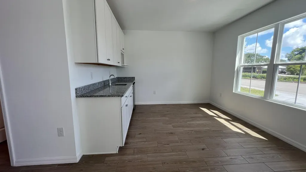 1782 SW Bayshore Boulevard Port St Lucie FL 34984