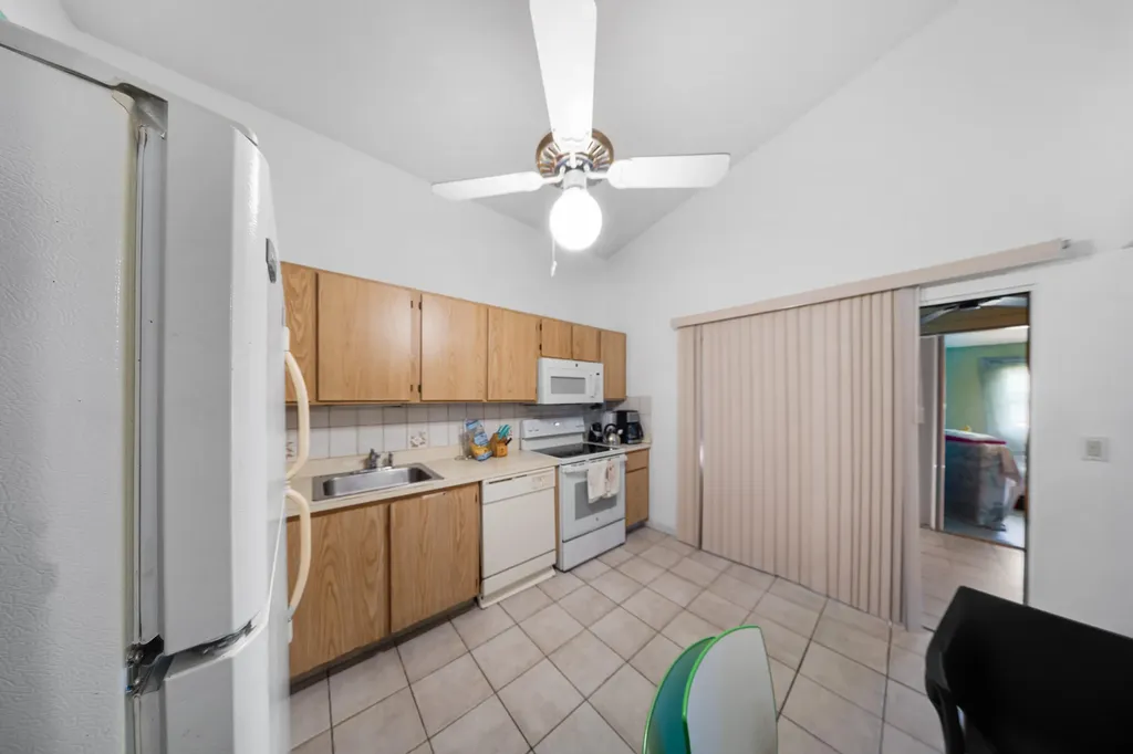 4255 Willow Pond Circle West Palm Beach FL 33417