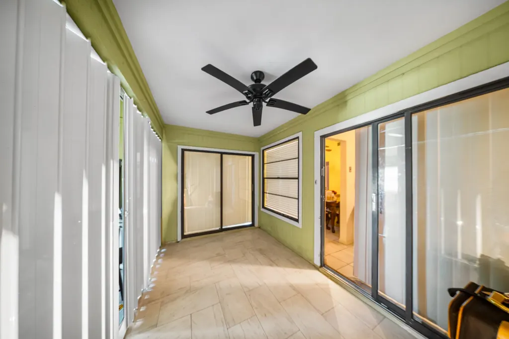 4255 Willow Pond Circle West Palm Beach FL 33417