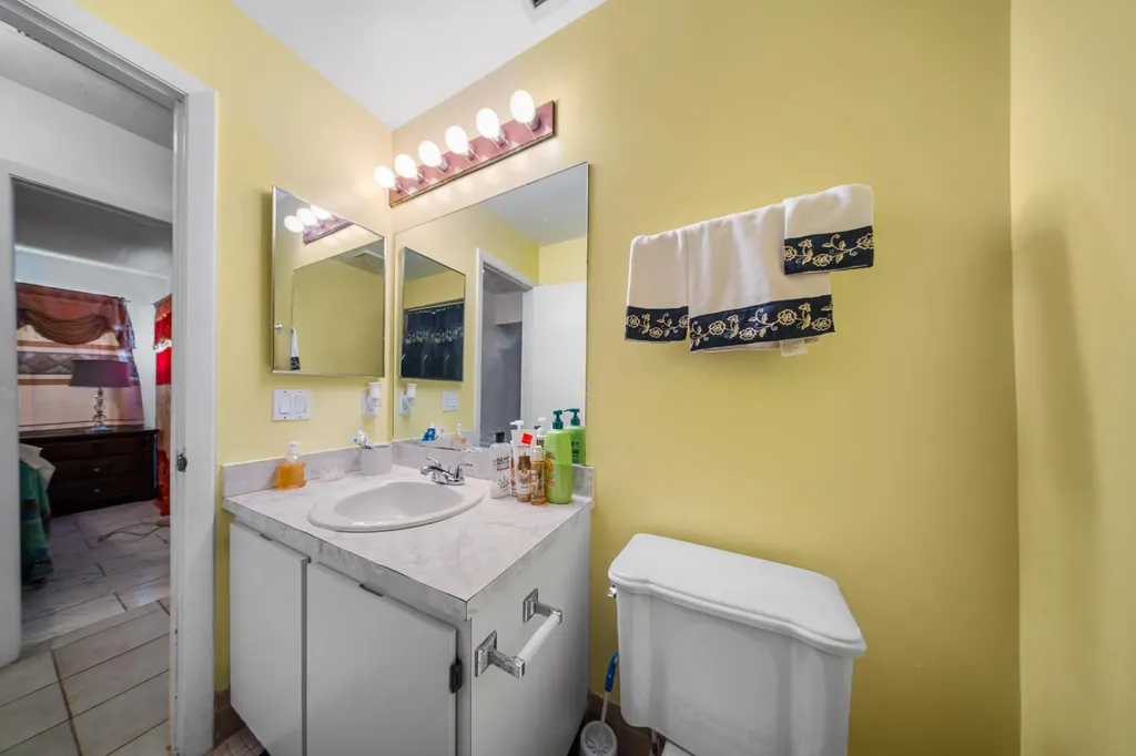 4255 Willow Pond Circle West Palm Beach FL 33417
