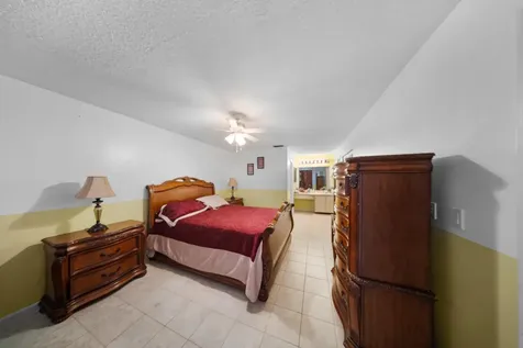 4255 Willow Pond Circle West Palm Beach FL 33417