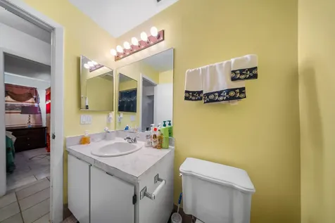 4255 Willow Pond Circle West Palm Beach FL 33417