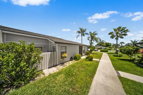 4255 Willow Pond Circle West Palm Beach FL 33417