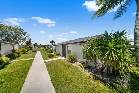 4255 Willow Pond Circle West Palm Beach FL 33417