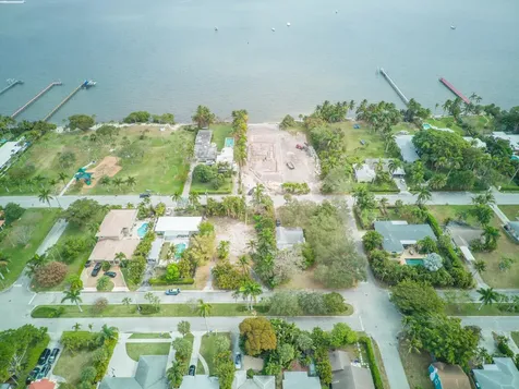 1118 S Palmway Lake Worth Beach FL 33460