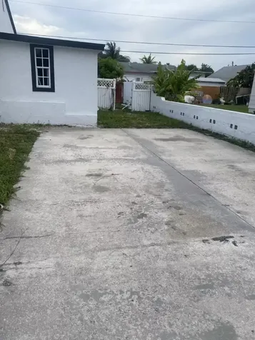101 E 28th Street Riviera Beach FL 33404