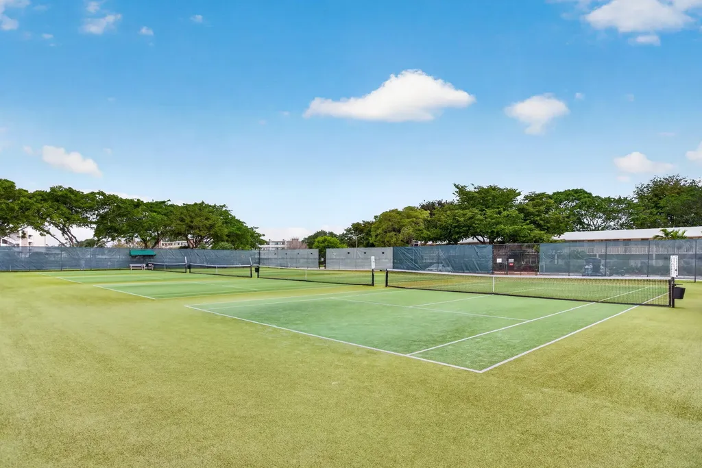 446 Richmond F Deerfield Beach FL 33442