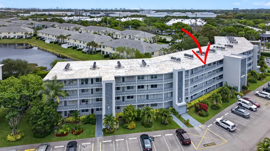 446 Richmond F Deerfield Beach FL 33442