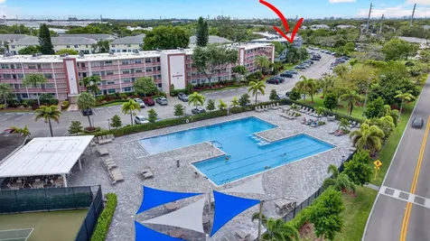 446 Richmond F Deerfield Beach FL 33442